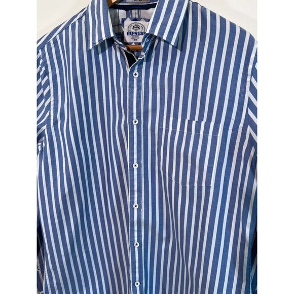 ✨5 for $15✨ Men’s Express Blue & White Button Down Fitted Dress Shirt - Picture 6 of 10
